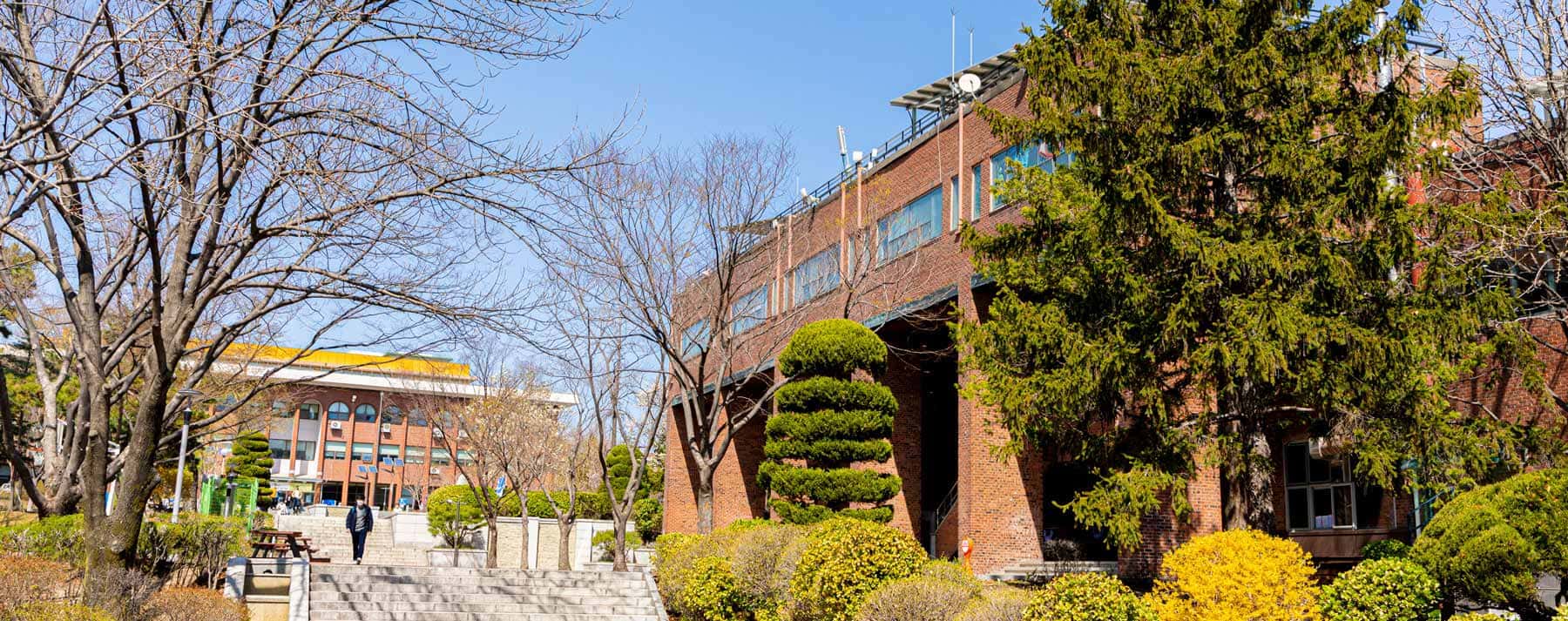 서울시립대학교 학생회관
