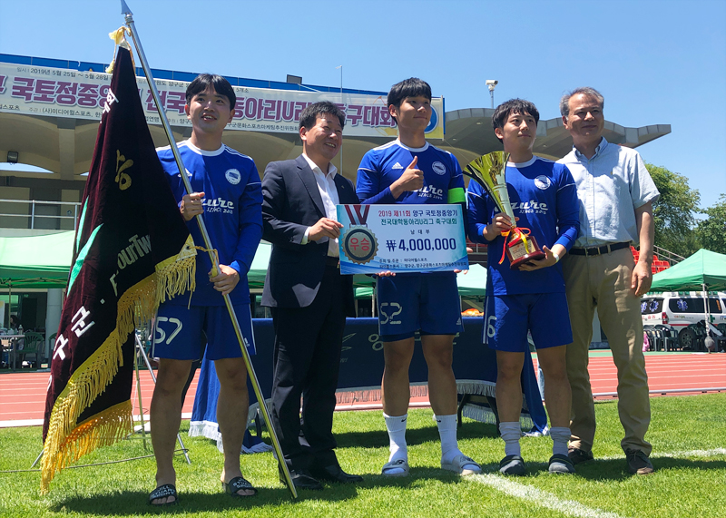 스포츠학과 축구동아리 AZURE 수상사진